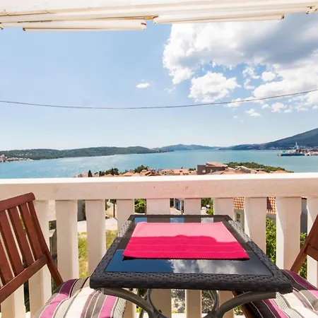 Stil Trogir